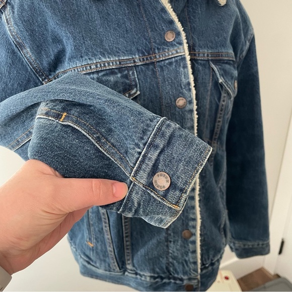 Aritzia Denim Forum The Ella Sherpa Lined Denim Jacket Dark Wash Size Large - Picture 6 of 11
